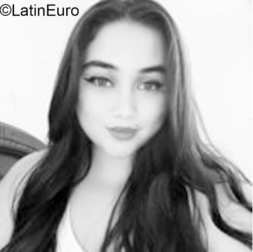 Date this hot Colombia girl Karol from Medellin CO32050