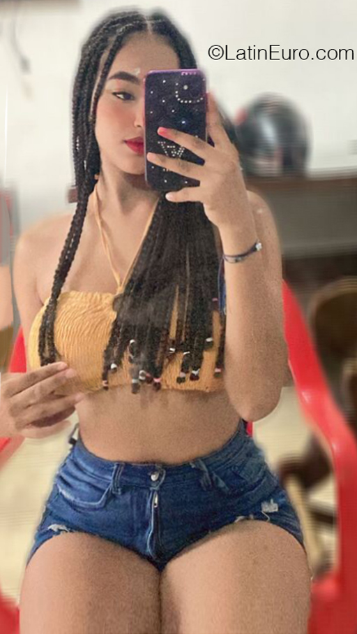 Date this passionate Colombia girl Stefania from Barranquilla CO32061