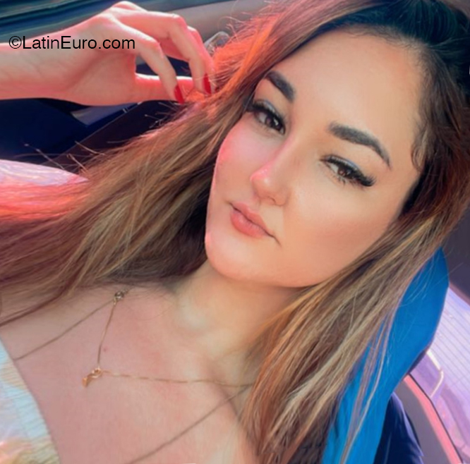 Date this charming Brazil girl Isa from Fortaleza BR12227