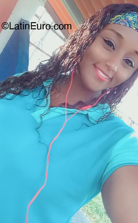 Date this young Panama girl Ashlen from Panama PA1335