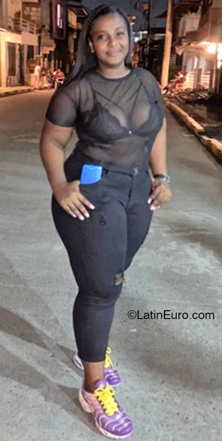 Date this young Colombia girl Sara romero from Cali CO32204