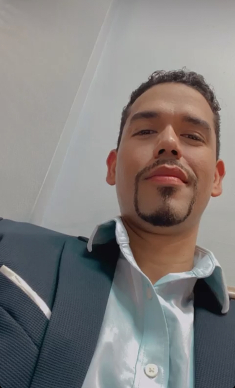 Date this foxy Dominican Republic man 829 from Spm DO44096