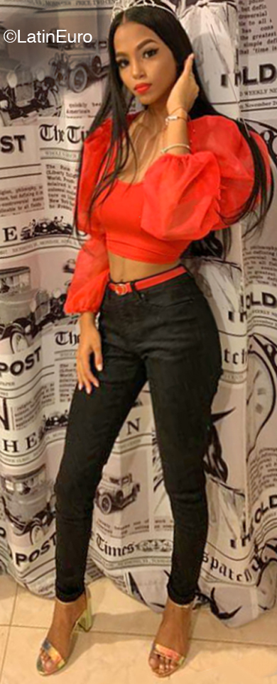 Date this beautiful Dominican Republic girl Yuly from Santiago DO44805