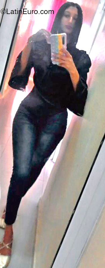 Date this sensual Dominican Republic girl Katy from Santiago DO46432