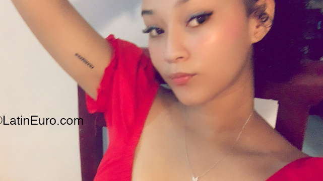 Date this funny Dominican Republic girl Birginia from Fájanos DO46845