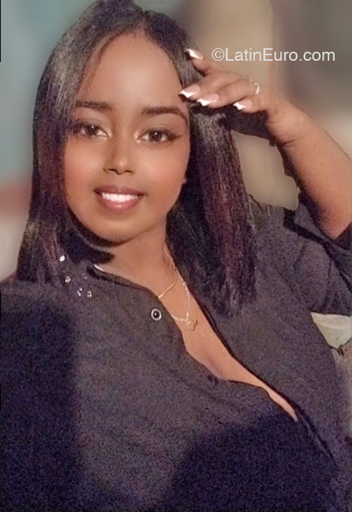 Date this exotic Dominican Republic girl Jessica from Santo Domingo DO47072