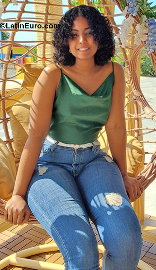 Date this attractive Dominican Republic man Anyara from San pedro de maciris DO47505