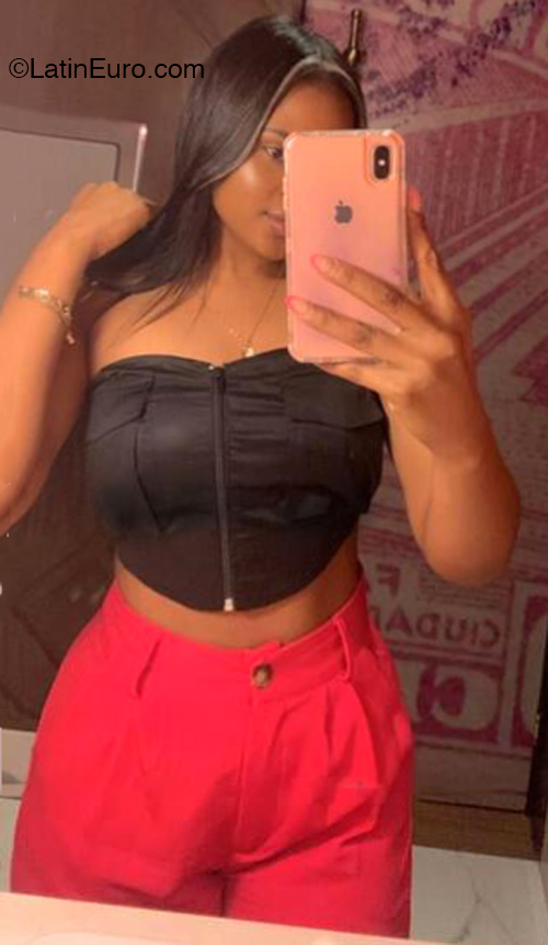 Date this athletic Dominican Republic girl Emelys from Santo Domingo Norte DO50827