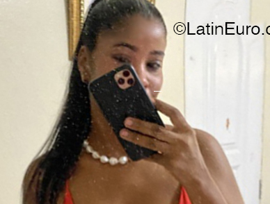 Date this hard body Dominican Republic girl Julieta from Santo Domingo DO53731