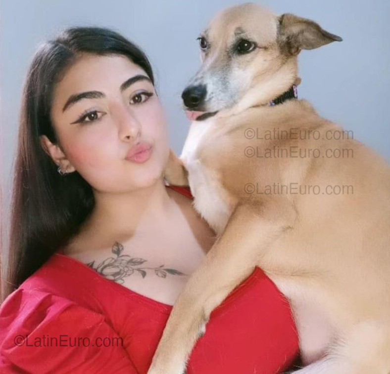 Date this stunning Colombia girl Maria from Bogota CO33262