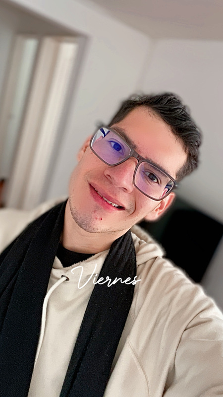 Date this lovely Colombia man Sebastian from Bogot&aacute; CO33331