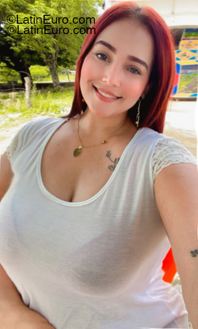 Date this beautiful Colombia girl Lizmain from Bogota CO33333