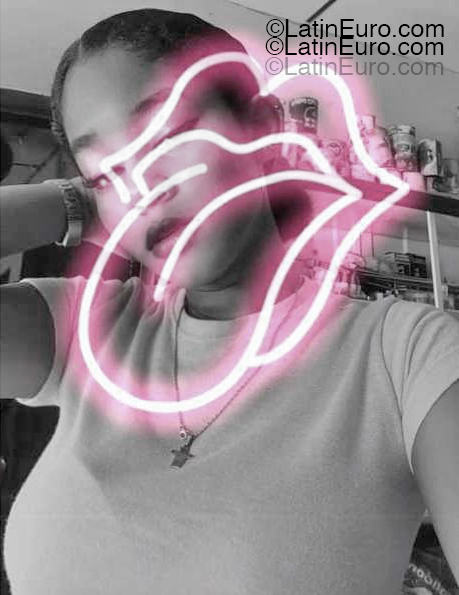 Date this sultry Colombia girl Tania from Medellin CO33360