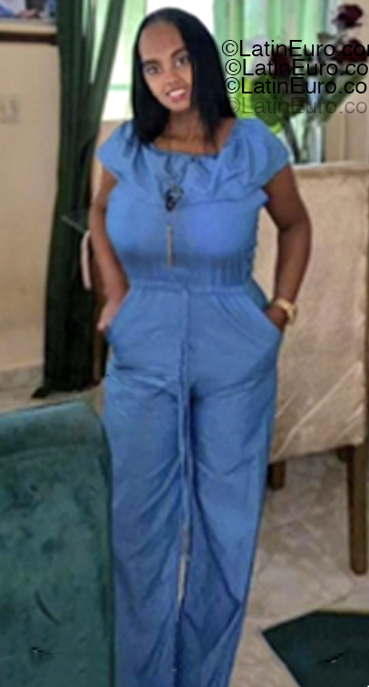 Date this gorgeous Dominican Republic girl Yissel from La Altagracia DO55168