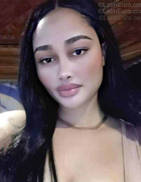 Date this young Dominican Republic girl Anyelina from Santiago DO55267