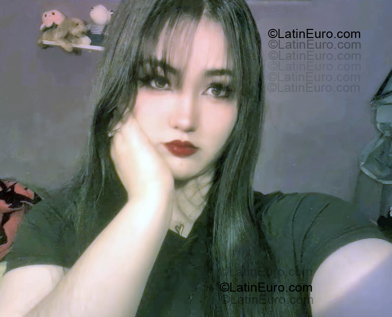 Date this charming Mexico girl Celine from Cd Mexico MX2776
