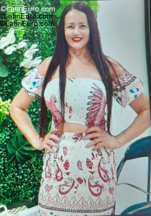 Date this fun Brazil girl Milah from Brasil BR12384