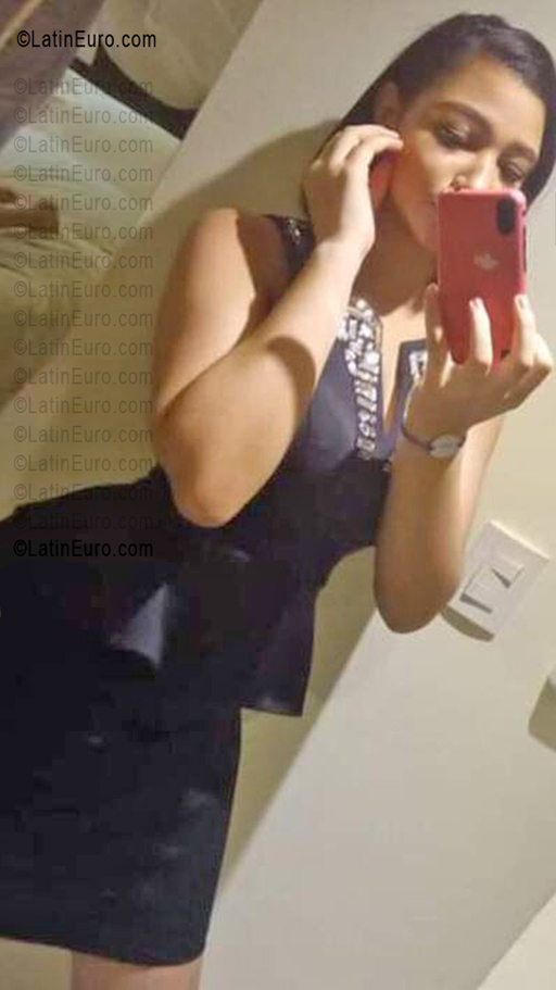 Date this lovely Dominican Republic girl Noelia from Santo Domingo Este &amp;nbsp;(santo Domingo) DO55644