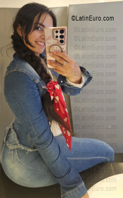 Date this tall Colombia girl Lili from Zipaquira CO33562