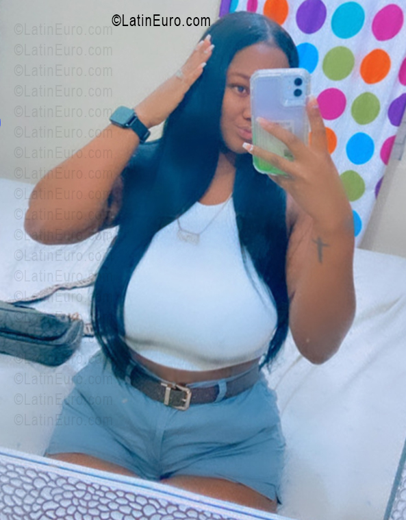 Date this delightful Dominican Republic girl Perla from San Cristóbal DO55831