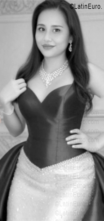Date this hard body Mexico girl Jazmin from Acapulco MX2783