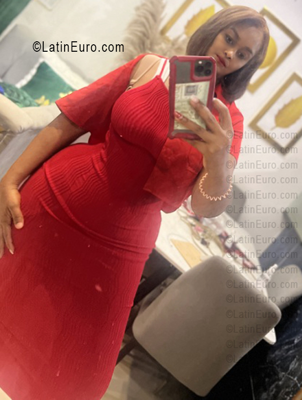 Date this young Dominican Republic girl Kenia from Santo Domingo DO55986