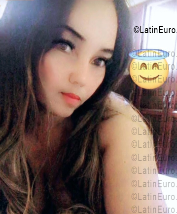 Date this delightful Dominican Republic girl Merlin from Santo Domingo DO56029