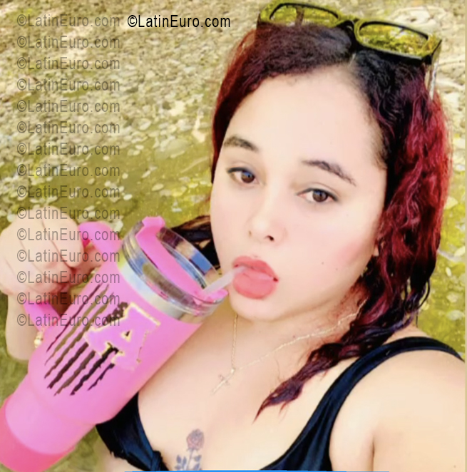 Date this sultry Dominican Republic girl Arismeily from Santo Domingo DO56076