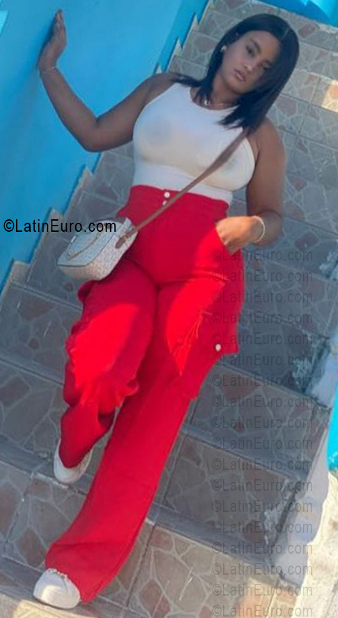 Date this charming Dominican Republic girl Greysi from Santo Domingo DO56180