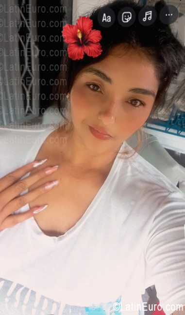 Date this sensual Colombia girl Kelly from Medellin CO33668