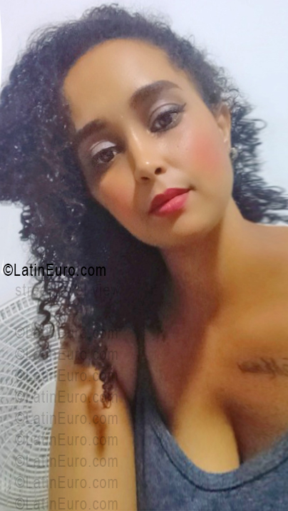 Date this gorgeous Colombia girl Maidely from Barranquilla CO33717