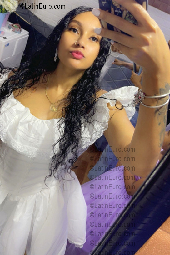 Date this cute Dominican Republic girl Nefertari from San Cristobal DO56364