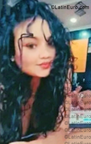 Date this exotic Colombia girl Milagros from Barranquilla CO33769