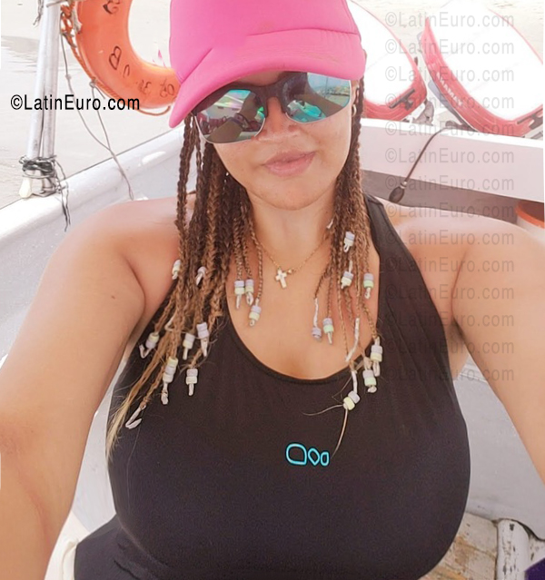 Date this funny Colombia girl Jimena from Bogota CO33776