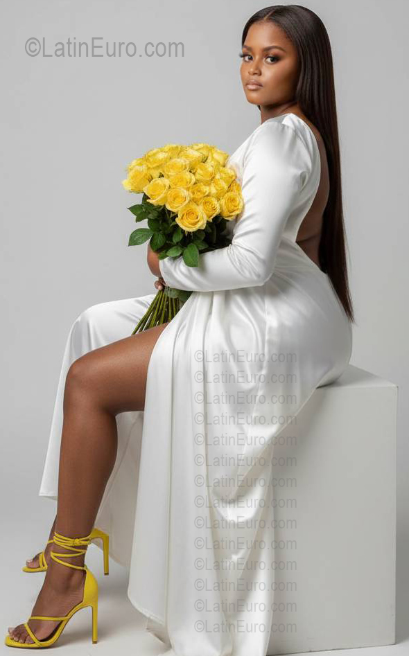 Date this hard body Dominican Republic girl Carmela from Santo Domingo DO56960