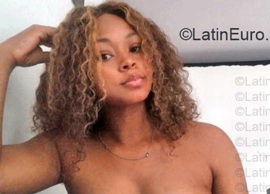 Date this hard body Colombia girl Melina from Cali CO33858