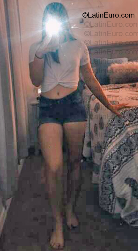 Date this delightful Colombia girl Neysi from Medellin CO33860