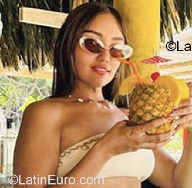 Date this athletic Colombia girl Ile Johana from Santa Marta CO33878