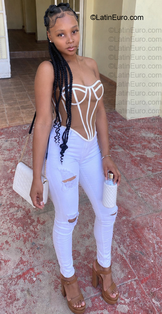 Date this georgeous Dominican Republic girl Katty from Santo Domingo Norte DO57170