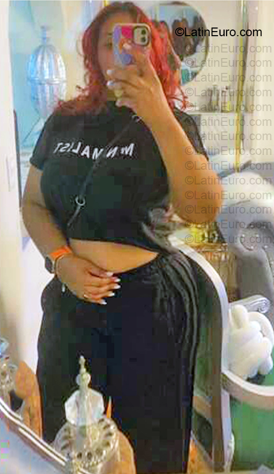 Date this pretty Dominican Republic girl Aidelin from Santo Domingo DO57213