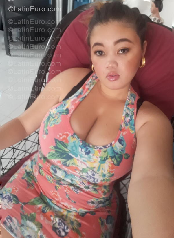 Date this good-looking Dominican Republic girl Lorena from Santiago DO57219