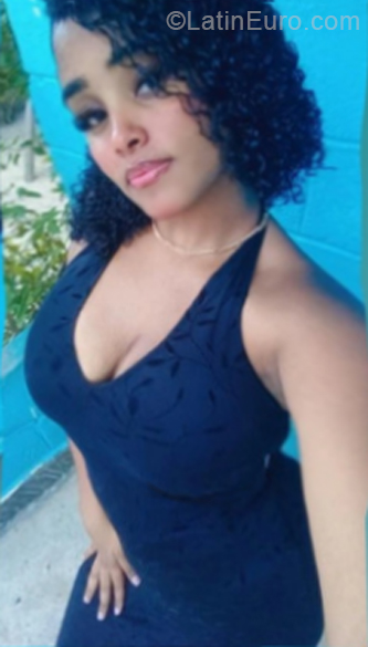 Date this tall Dominican Republic girl Melany from La Romana DO57252