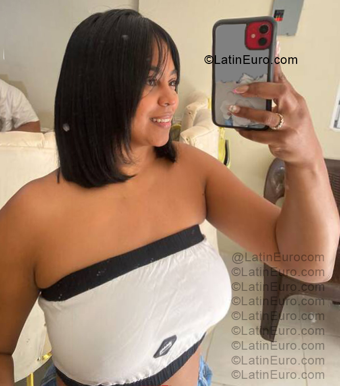 Date this hot Dominican Republic girl Rous from Distrito Nacional DO57288