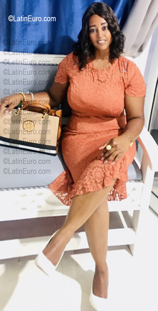 Date this fun Dominican Republic girl Jaquelin from Mao Valverde DO57351